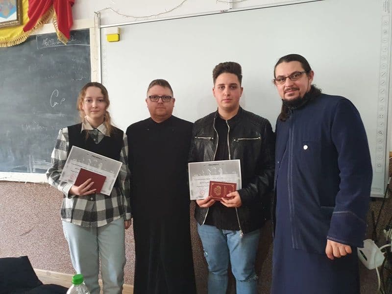 Tinerii provocați pentru un sport al minții - FOTO