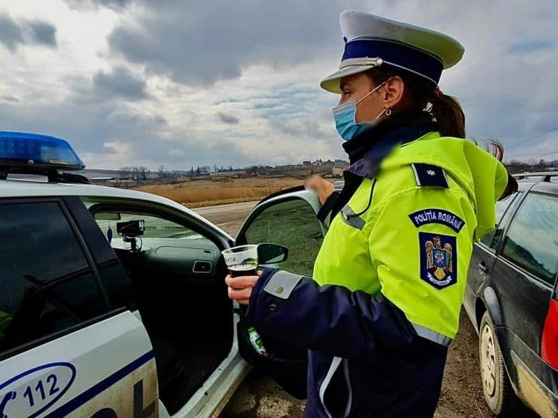 Acțiune a polițiștilor pentru prevenirea accidentelor rutiere produse din cauza oboselii la volan