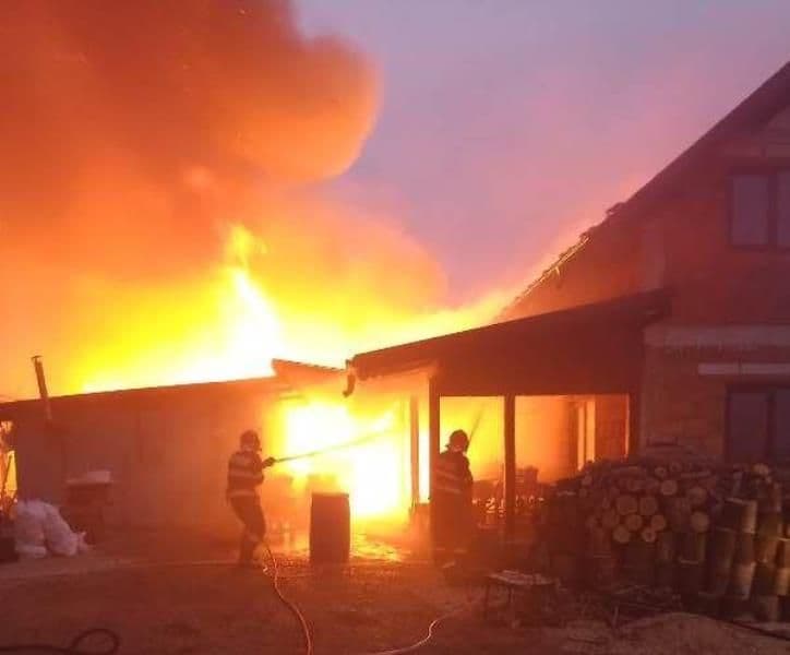 Patru incendii într-o singură zi