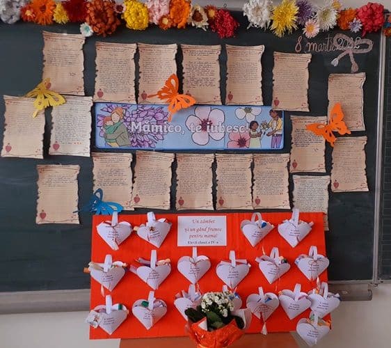 MAMA, cea mai dragă creație a orânduirii lumești, sărbătorită la Școala Cornerstone - FOTO