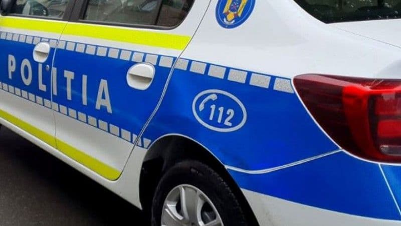 Accident produs de un bărbat beat, care nu avea permis și furase mașina