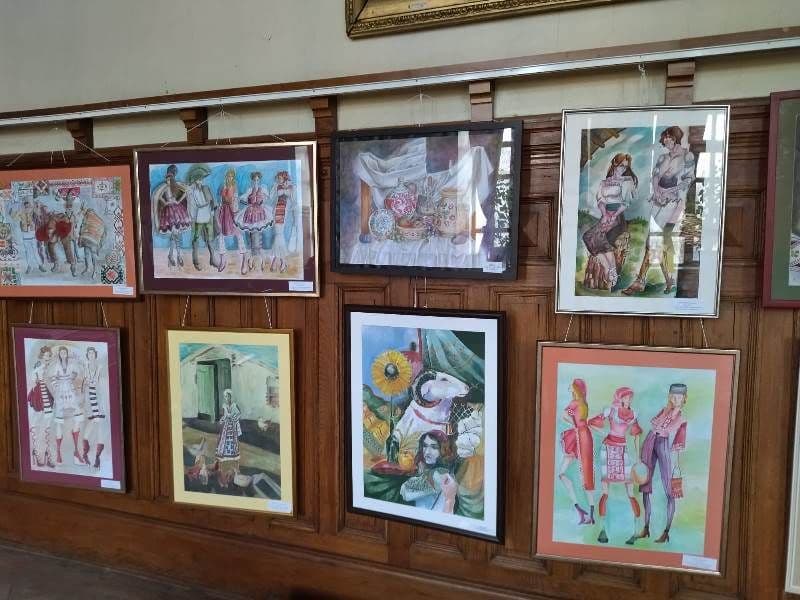 IȘJ Botoșani vă invită la vernisajul expoziției „Estetica motivelor tradiționale”