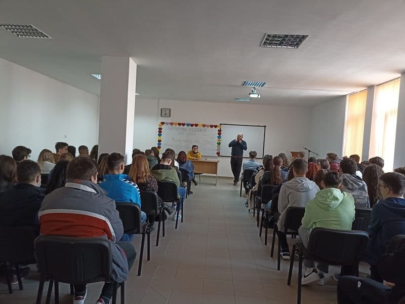 Chimie sau alchimie… Întrebări și răspunsuri la Liceul „Regina Maria” Dorohoi