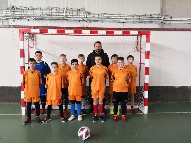 Școala „M. Kogălniceanu” Dorohoi s-a calificat la etapa zonală la fotbal băieți, clasele primare - FOTO