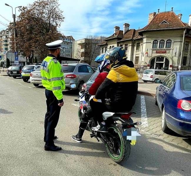Acțiune pentru prevenirea accidentelor cu bicicliști motocicliști și trotinete electrice - FOTO