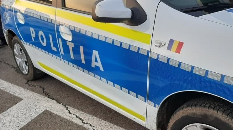 Tânăr de 18 ani cercetat după ce a condus fără permis o mașină care nu avea asigurare obligatorie