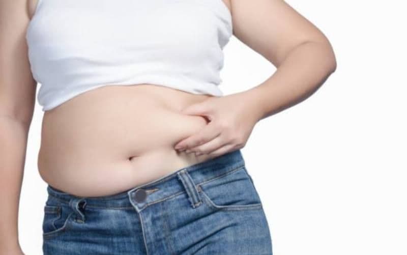 Grăsime pe abdomen? Iată ce boli favorizează!