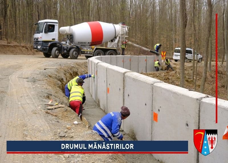 Sector din Drumul „Mănăstirilor” pregătit pentru asfaltare - FOTO
