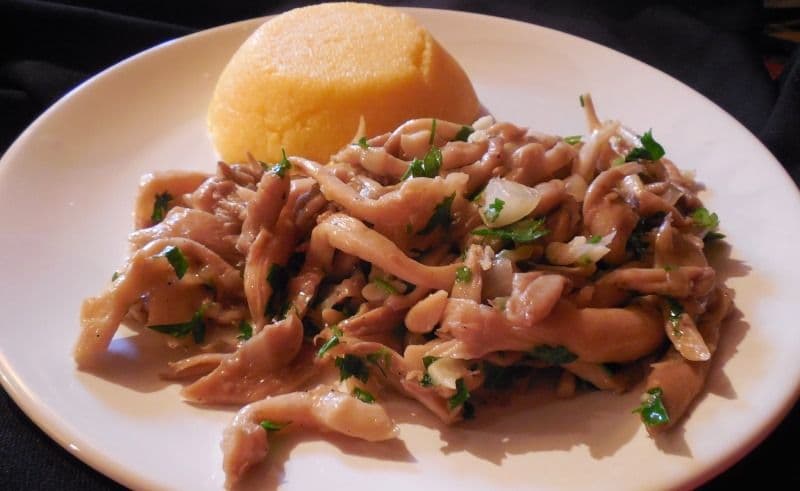 Ciupeci Pleurotus cu mămăligă