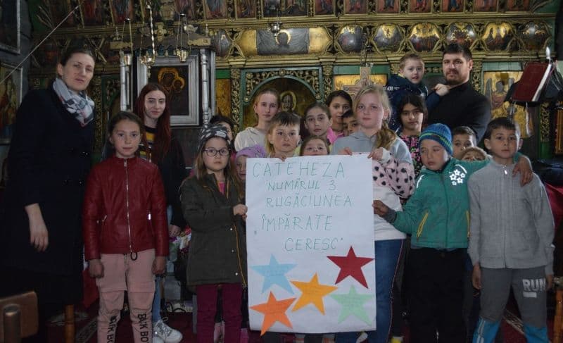 Proiect catehetic „Rugăciunea scară către cer” în parohia „Nașterea Maicii Domnului” Busuioceni, protopopiatul Dorohoi - FOTO