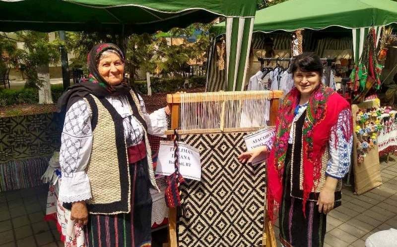 Comuna Ibănești prezentă prin tradiții la Târgului Meșterilor Populari - FOTO
