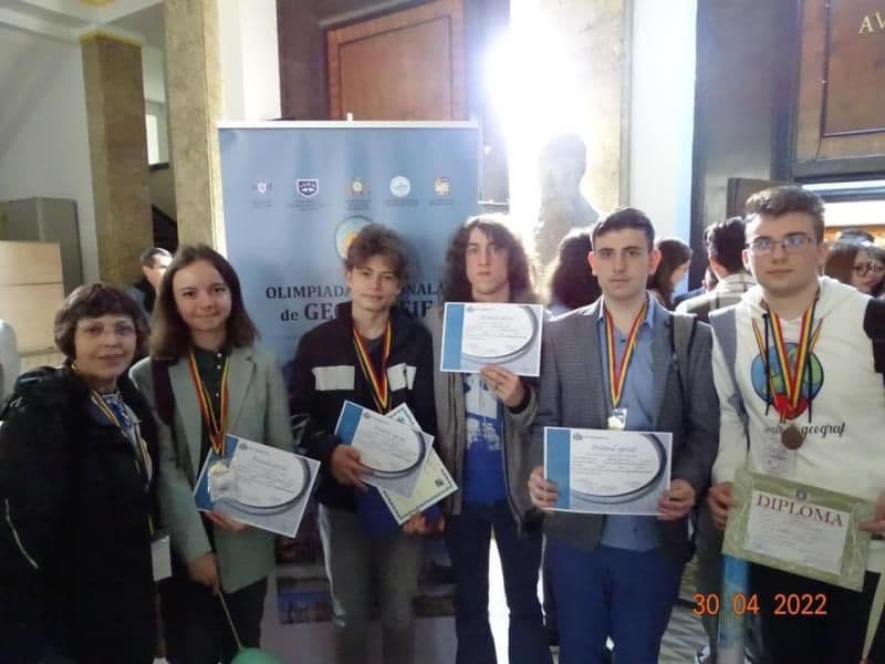 Șapte premii obținute de elevii botoșăneni la Olimpiada Națională de Geografie