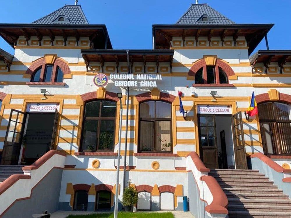 Târgul ofertelor educaţionale din zona Dorohoi a debutat la Colegiul Național „Grigore Ghica”