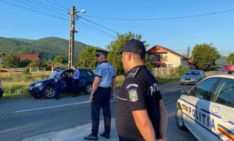 Zece permise reținute după o acțiune în județ