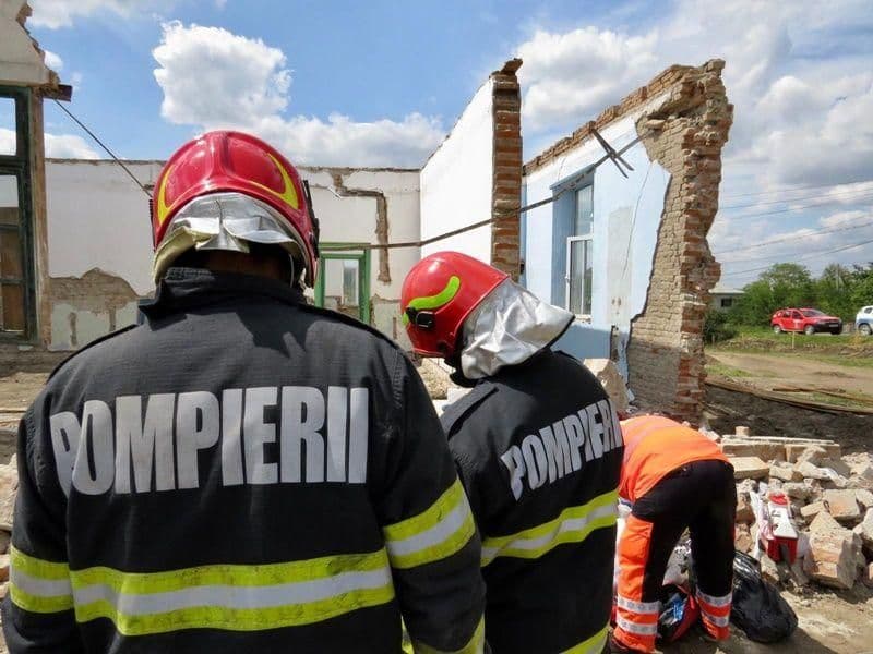 Cele două victime prinse sub dărâmături la Trușești sunt din Dorohoi. Poliția a deschis o anchetă