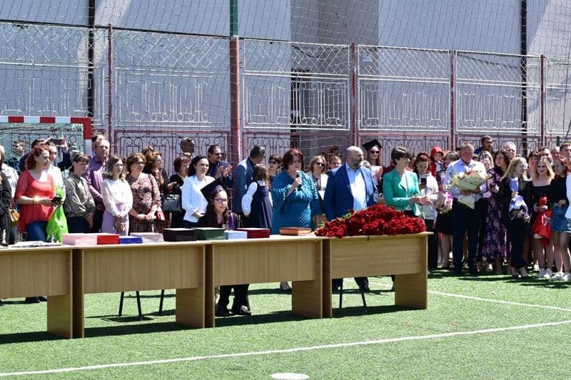 Păstrăm amintirile adolescenței la Liceul „Regina Maria” Dorohoi - FOTO