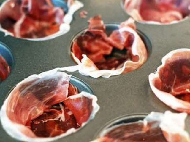 Brioșe cu prosciutto