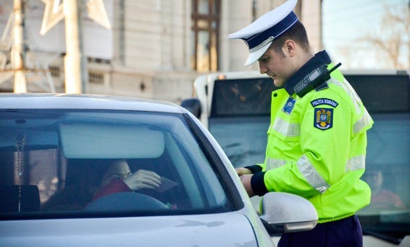 Controale în trafic terminate cu amenzi și dosare penale