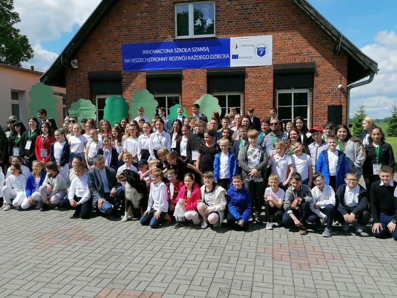 Școala Gimnazială Nr.1 Hilișeu-Horia – întâlnire transnațională în Polonia: „How  can  we  make  the difference” - FOTO