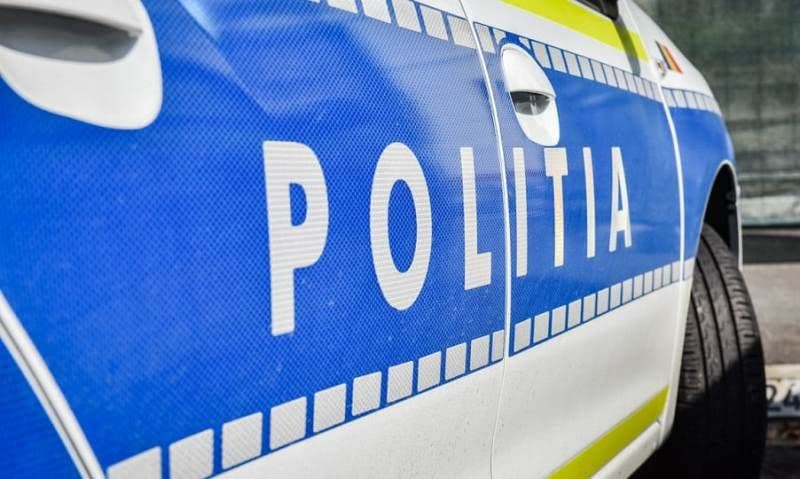 Dorohoiancă depistată în timp ce conducea o mașină cu autorizația provizorie de circulație expirată