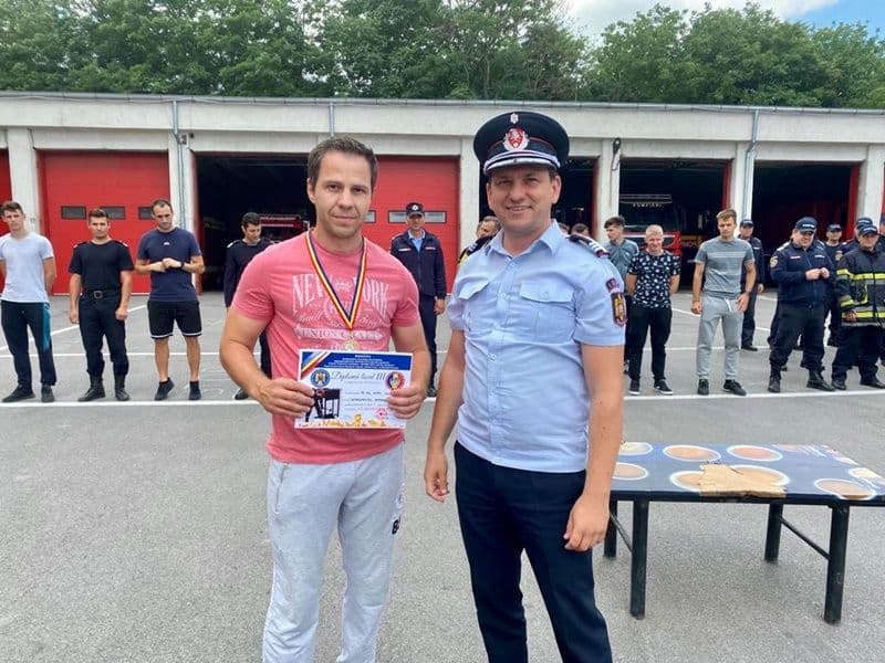 Pompieri din Dorohoi premiați în cadrul concursului „Cel mai puternic pompier” – etapa pe inspectorat - FOTO