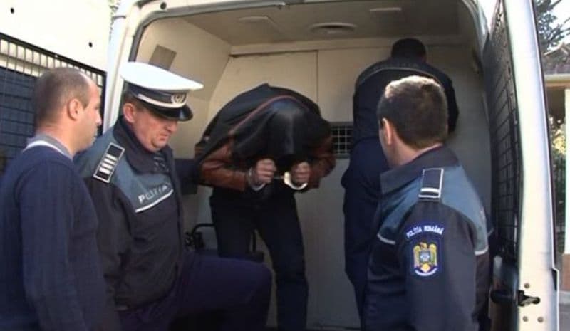 Doi tineri din Botoșani reținuți pentru tulburarea ordinii și liniștii publice