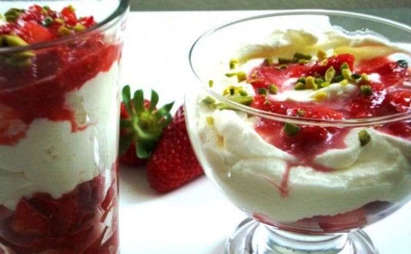 Cupe de căpșuni cu mascarpone