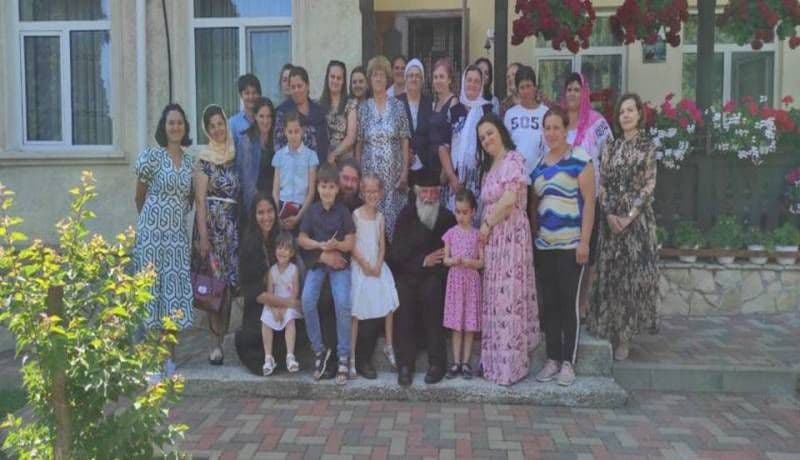 „Cu dragoste pentru mame” la Parohia „Sfântul Ilie” din Dorohoi - FOTO