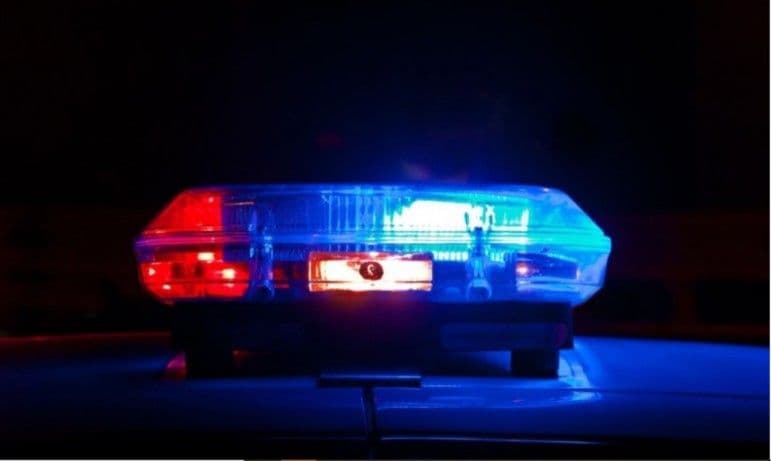 Accident la Broscăuți! Beat zdravăn, un șofer a intrat cu mașina în gardul unei case
