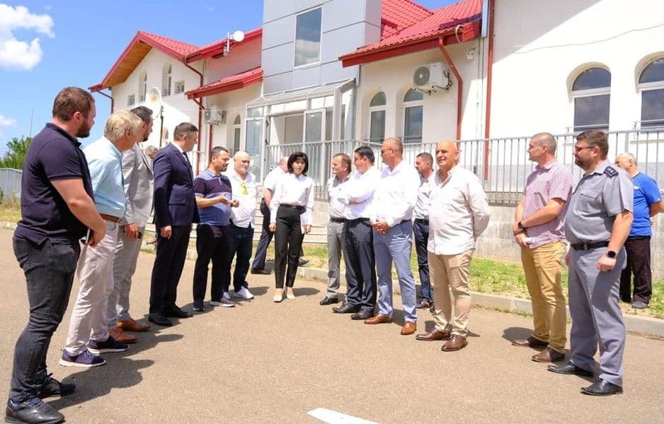 Întâlnire româno-ucraineană, pentru deschiderea Punctului de Trecere a Frontierei de la Racovăț - FOTO