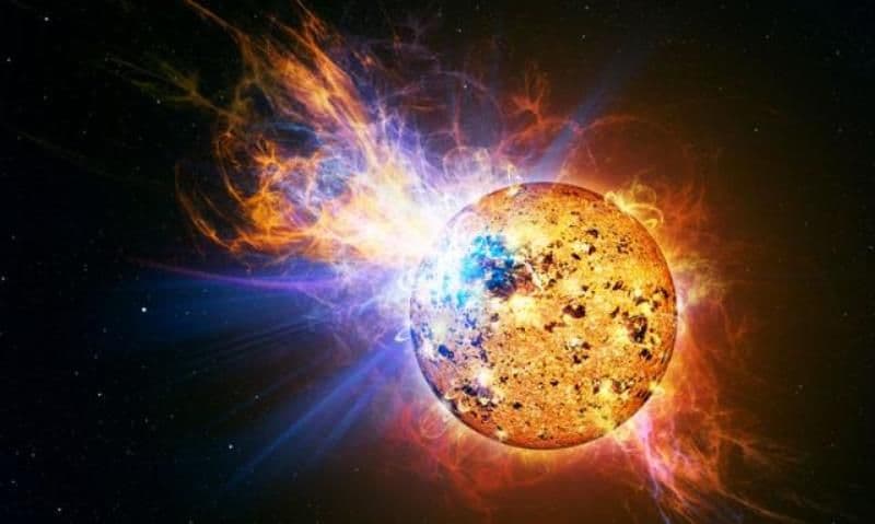 O furtună geomagnetică este de așteptat să lovească câmpul magnetic al Pământului astăzi