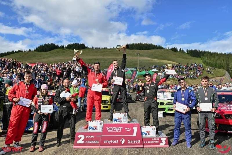 Tânăr din Dorohoi, pe podiumul Campionatului Național de Drift, etapa montană pe Trans Rarau - FOTO