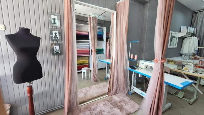 Bella Mode – Atelier de croitorie în Dorohoi: „Pentru a reuși, trebuie sa te dedici și să muncești mult!”