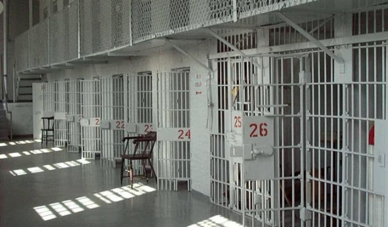 Botoșănean condamnat la 3 ani de închisoare pentru tentativă la omor