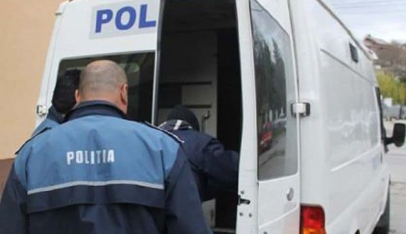 Bărbat reținut pentru violență în familie și nerespectarea ordinelor de protecție