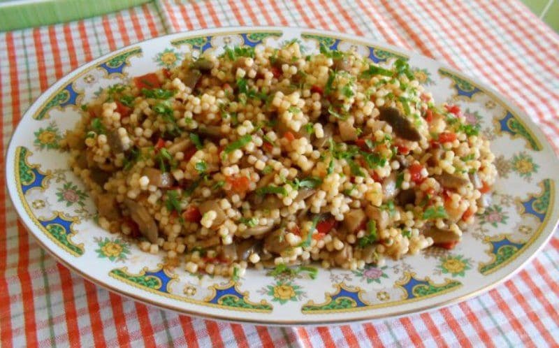 Cuscus cu ciuperci