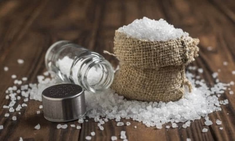 Ce afecțiuni provoacă consumul de sare în exces