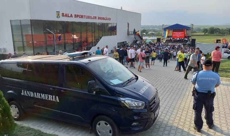 Jandarmii au asigurat a ordinea și siguranța publică la manifestările cultural-artistice din județ - FOTO