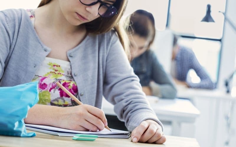 50 de elevi absenți la Examenul național de bacalaureat - sesiunea august-septembrie – proba obligatorie a profilului