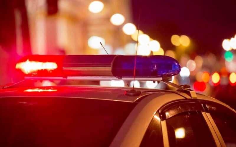 Un tânăr fără permis, urmărit după ce nu a oprit la semnalele Poliţiei