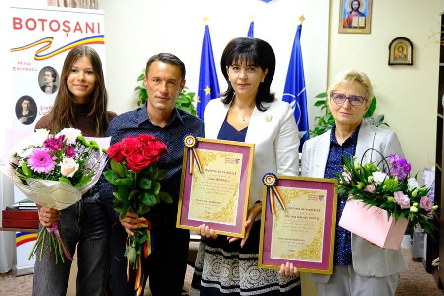 Diplomă de excelență conferită de Consiliul Județean lui Iulian Rotariu - FOTO