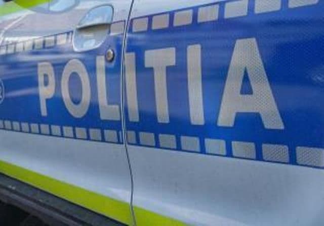 Tânără șoferiță prinsă la volan deși avea permisul suspendat