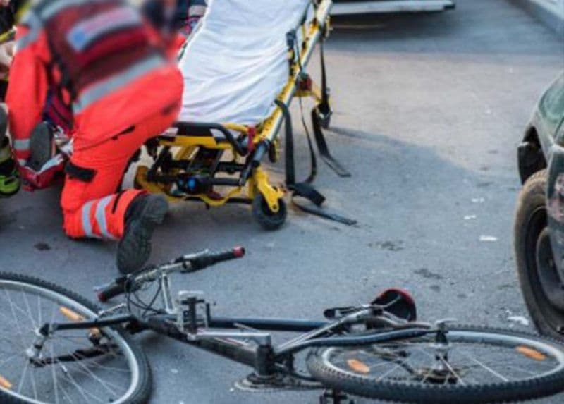 Accident în Hilișeu Horia: Biciclist de 80 de ani accidentat după ce a schimbat direcția de mers