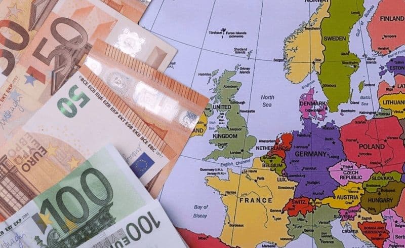 Salariul minim european a fost adoptat. Cât timp au la dispoziție statele membre pentru a pune în aplicare acordul