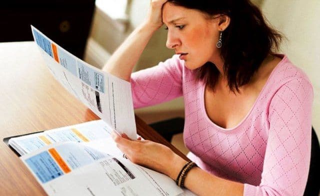 Atenţie! Compensarea facturilor la curent se face pe consumul mediu de anul trecut. Cele două situaţii de care trebuie să ţinem cont