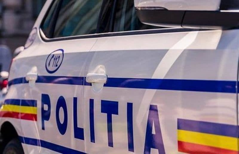 Șase certificate de înmatriculare și două permise reținute de polițiști în cadrul unei acțiuni