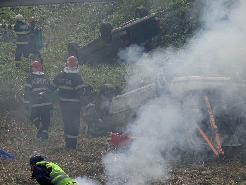 Accident rutier cu 14 victime la Leorda: Exercițiu de amploare a pompierilor - FOTO