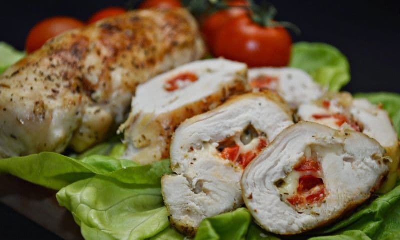 Rulouri de pui cu legume