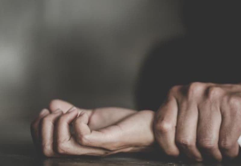 Bărbat arestat după ce a violat o consăteană