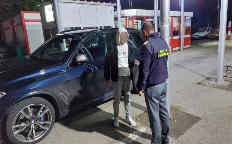 Un prieten l-a păcălit cu un permis de conducere fals